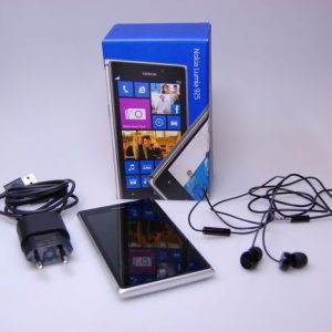 Nokia Lumia 925  Bütün Özellikleri ve Yorumları